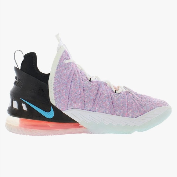 Nike Lebron 18 Graffiti shoes - Picture 4 of 14